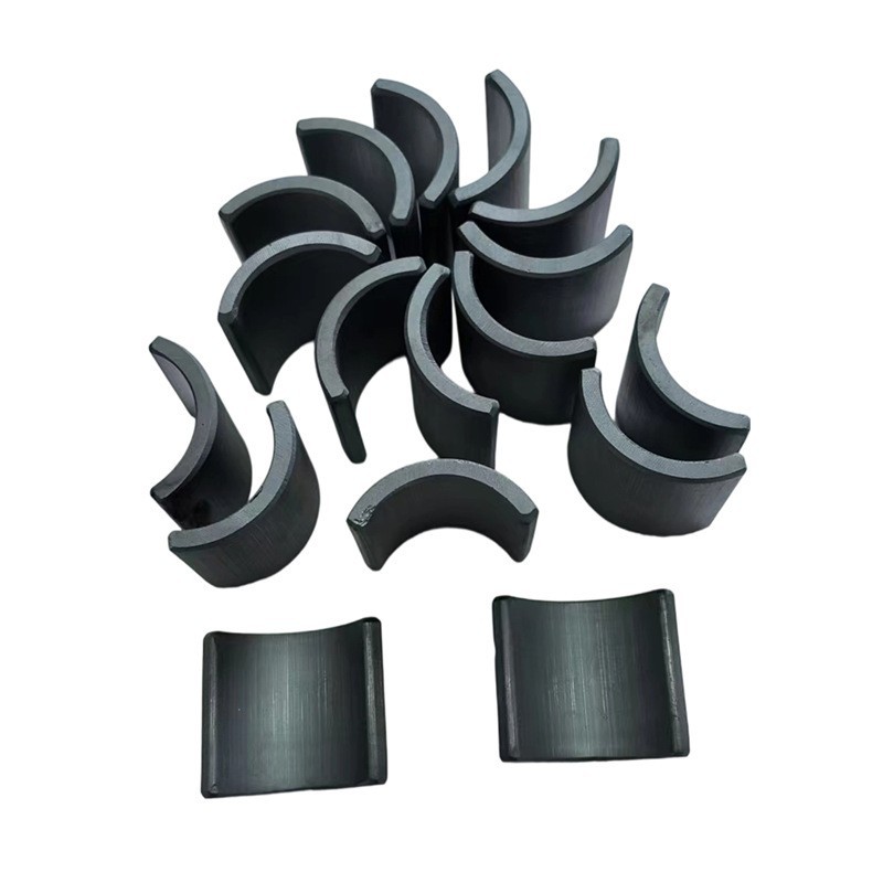 MPV wiper motor magnet (4)